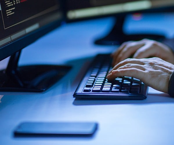 Bilgi Teknolojileri Risk Yönetimi ve Denetim Fonksiyonunun Kurumsal Dayanıklılık Üzerindeki Etkisi